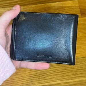 Perry Ellis Wallet